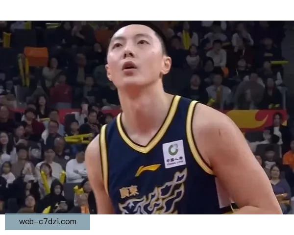 广东大胜送四川17连败胡明轩奎因